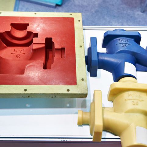 Molds and plastic products